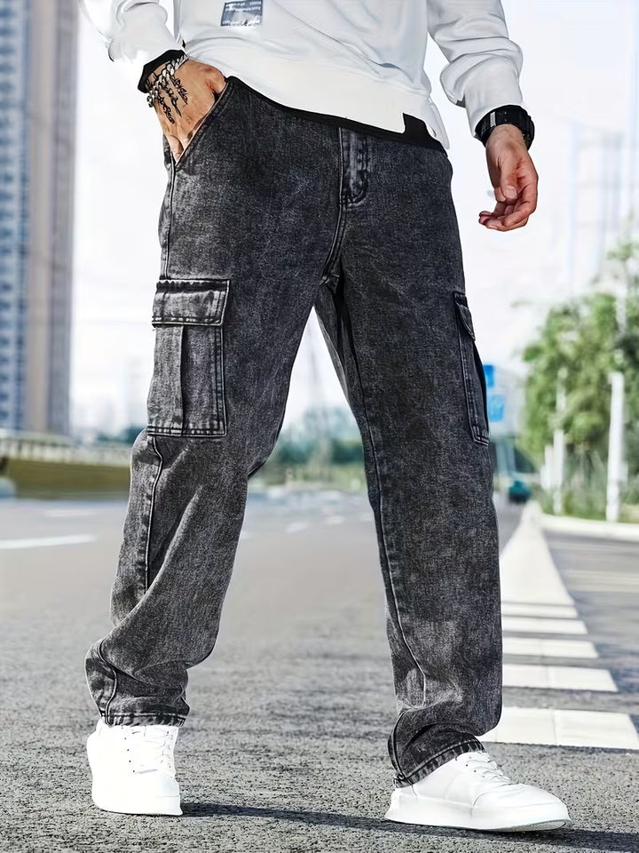 Men’s Straight-Leg Cargo Pants
