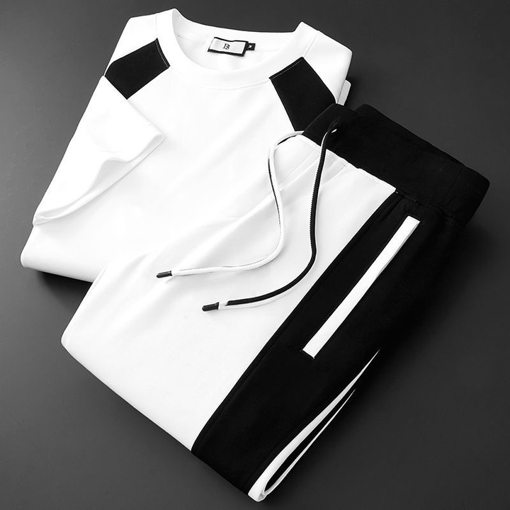 Men’s Athletic T-Shirt and Pants Set Short Sleeve with Contrast Panel Design