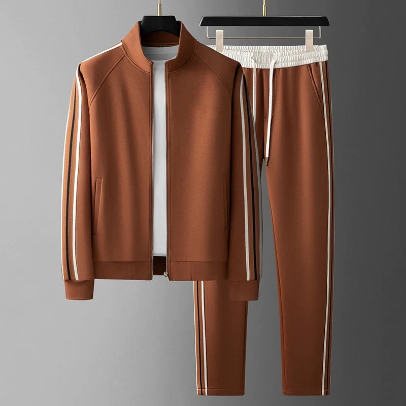 Men’s Athletic Tracksuit Set Zip-Up Jacket and Pants with Stripe Detail