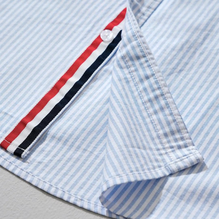 Men’s Long Sleeve Button-Up Shirt with Vertical Stripe Pattern and Chest Pocket