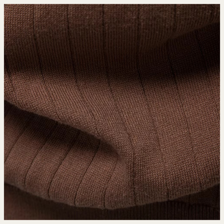 Men's Ribbed Knit Polo Shirt with Contrast Collar