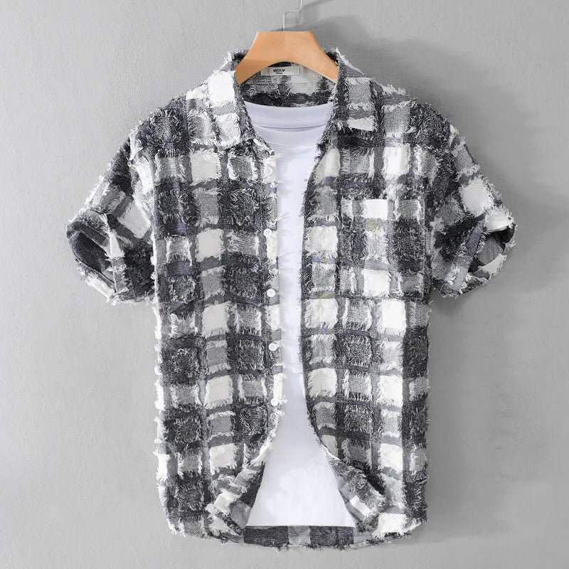 Men’s Short Sleeve Button-Up Shirt with Plaid Pattern