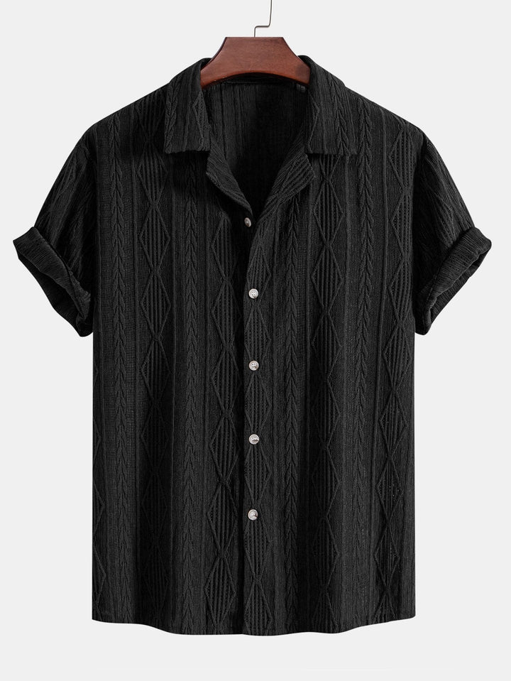 Men’s Short Sleeve Button-Up Shirt with Textured Pattern and Open Camp Collar