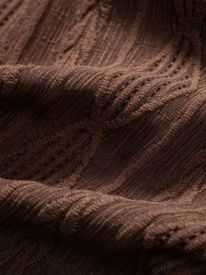 Men’s Short Sleeve Button-Up Shirt with Textured Pattern and Open Camp Collar