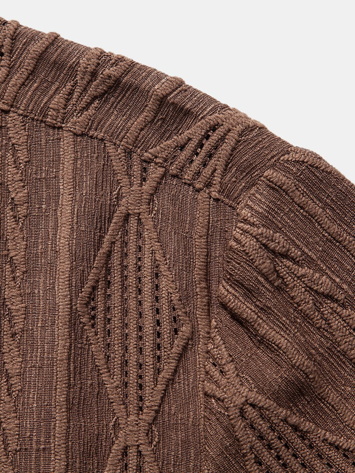 Men’s Short Sleeve Button-Up Shirt with Textured Pattern and Open Camp Collar