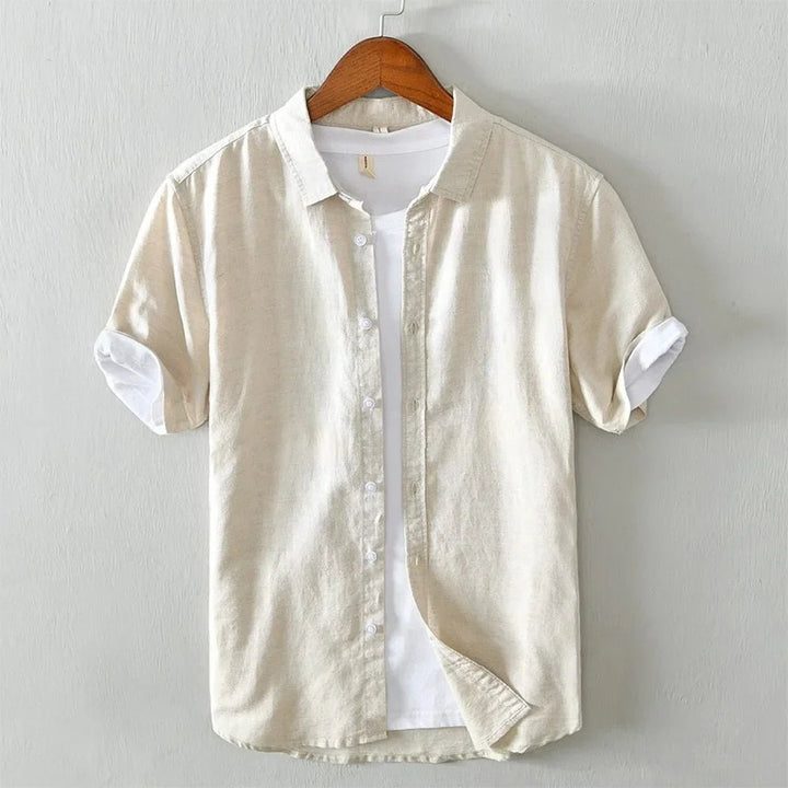 Men’s Short Sleeve Button-Up Shirt with Classic Collar