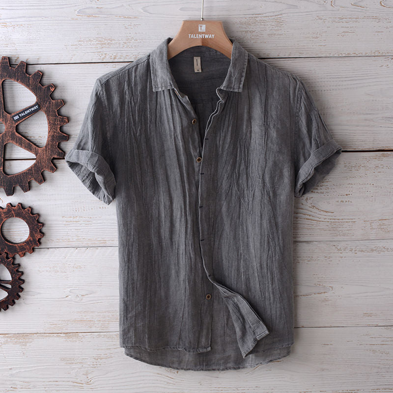 Men’s Short Sleeve Button-Up Shirt with Collar