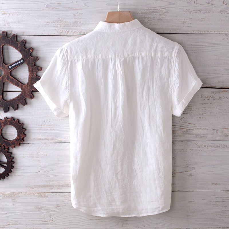 Men’s Short Sleeve Button-Up Shirt with Collar