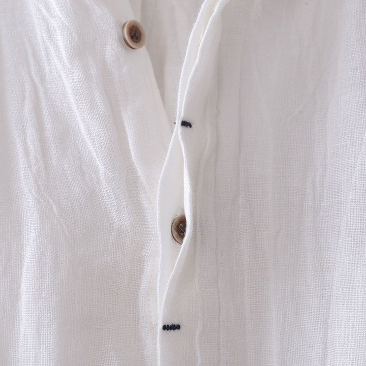 Men’s Short Sleeve Button-Up Shirt with Collar