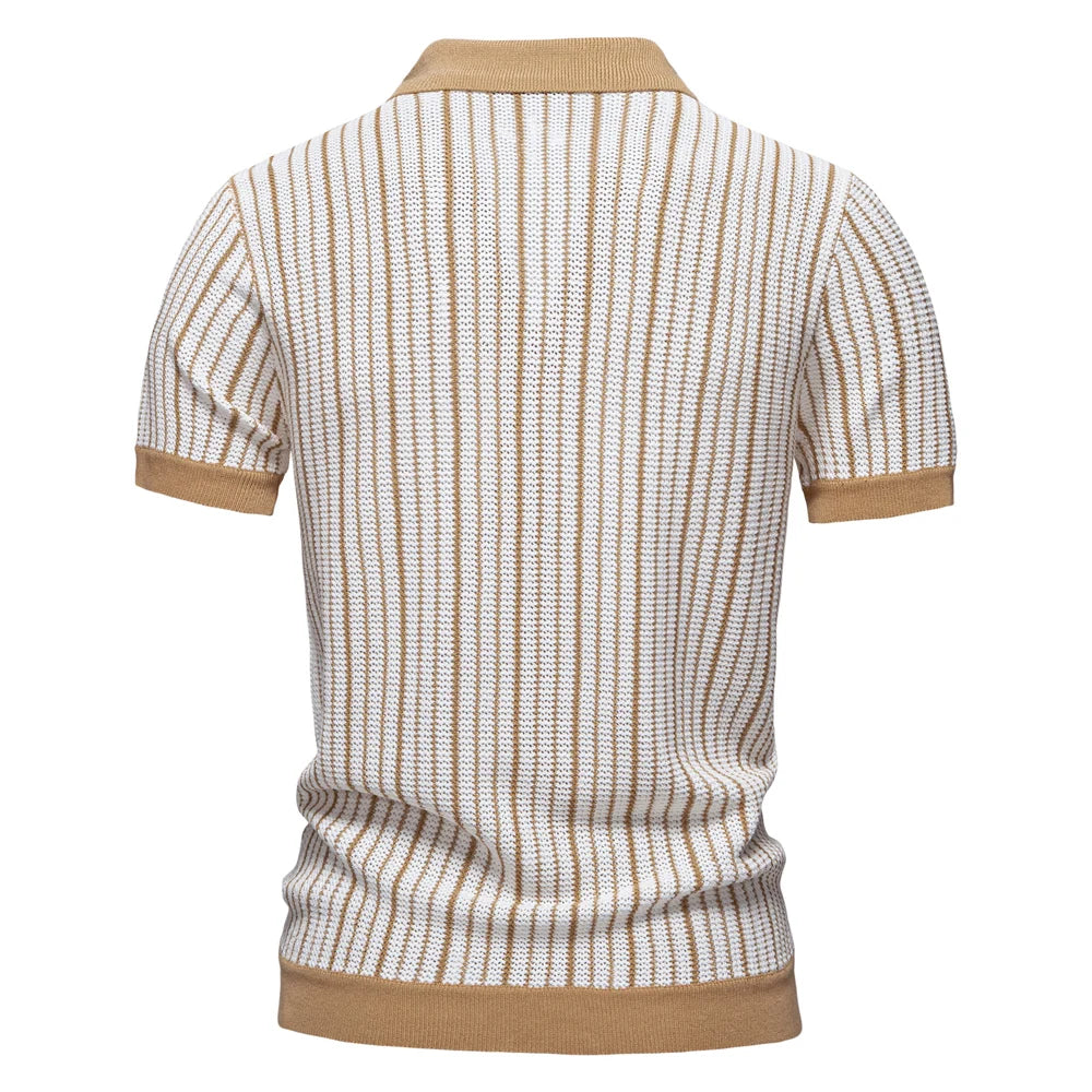Men’s Short Sleeve Button-Up Shirt with Vertical Stripe Pattern and Contrast Placket