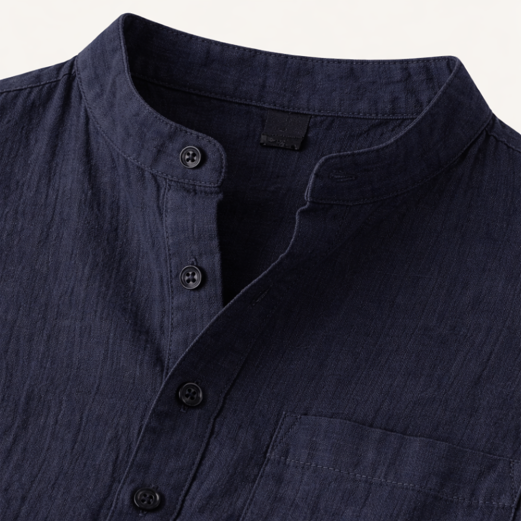 Men's Short Sleeve Henley Shirt With Chest Pocket
