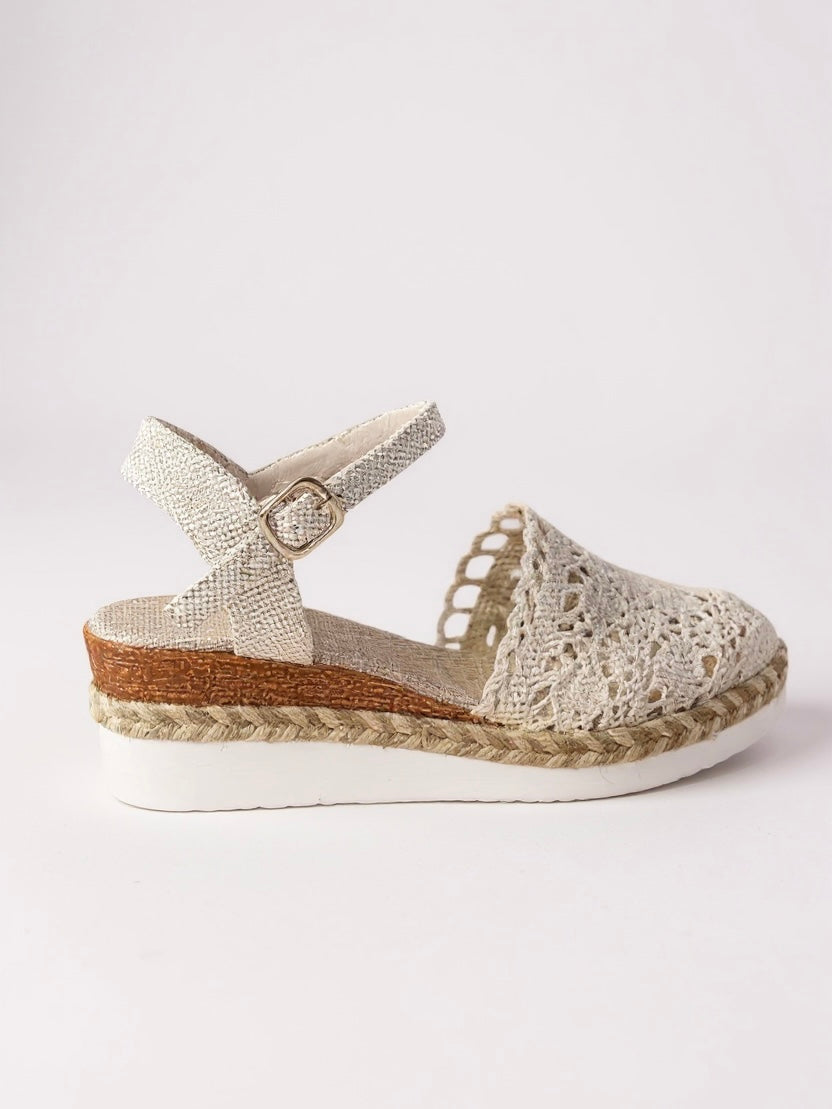 Women's Crochet Flatform Sandals with Ankle Buckle