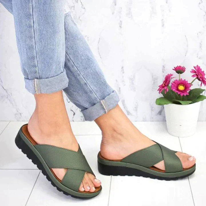 Women's Cross-Strap Flatform Slide Sandals