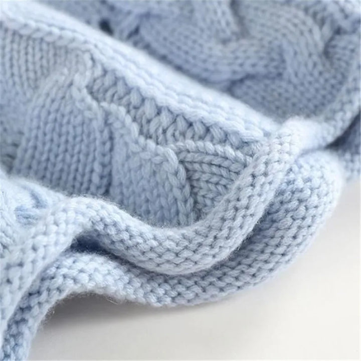Women’s Long Sleeve Cable-Knit Sweater with Mock Neck
